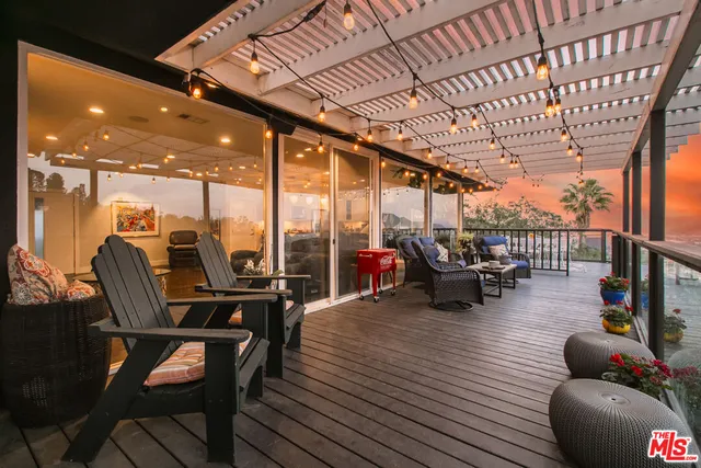 $2,999,000 | 3200 Wrightwood Drive, Studio City, CA 91604