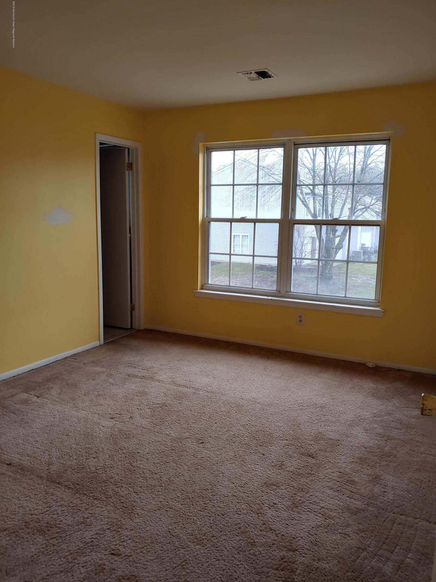 60 County Road, Unit H044 Cliffwood, NJ 07721 - Photo 11 of 19 Room 4 x
