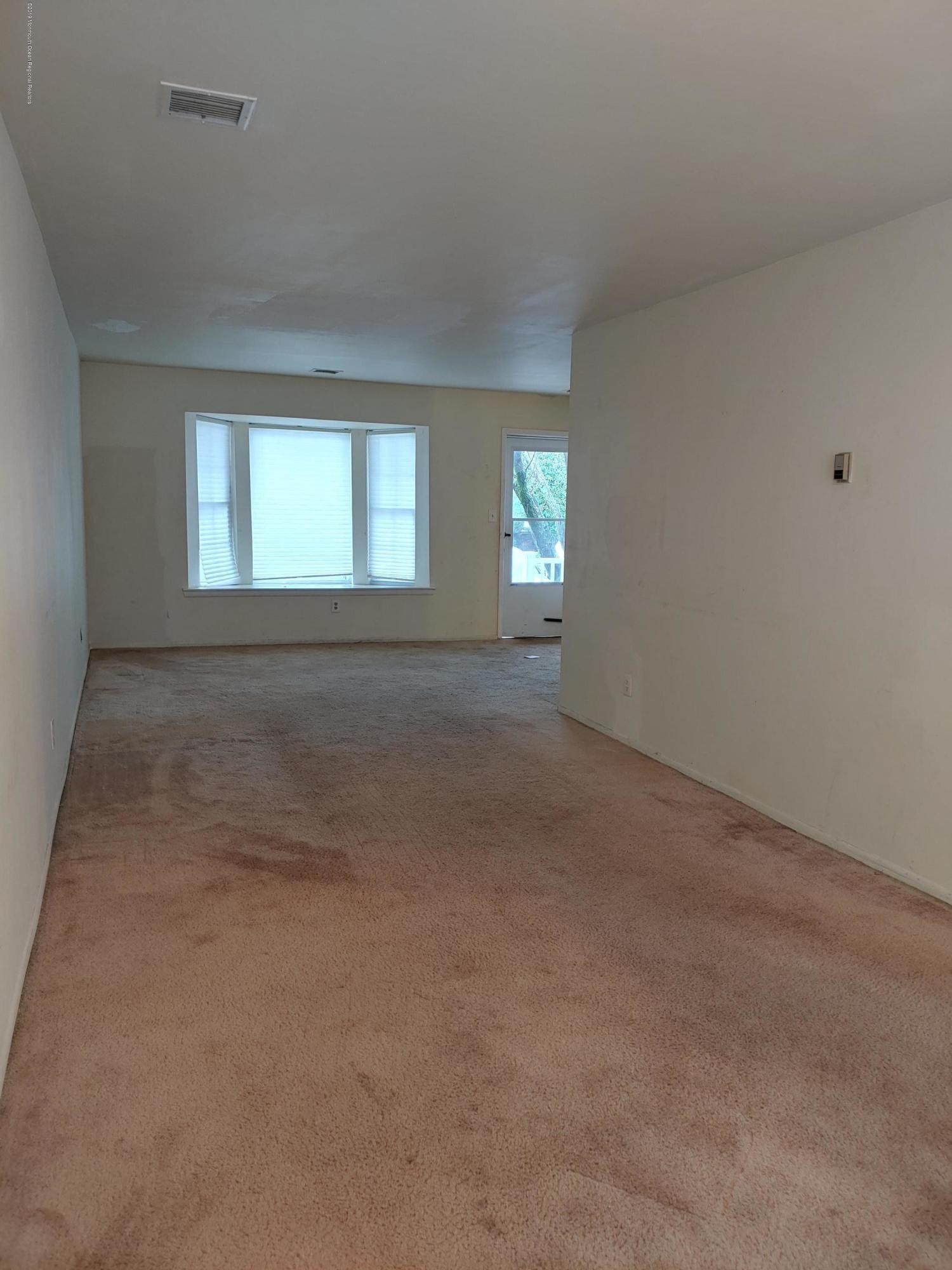 60 County Road, Unit H044 Cliffwood, NJ 07721 - Photo 7 of 19 Room 2 x