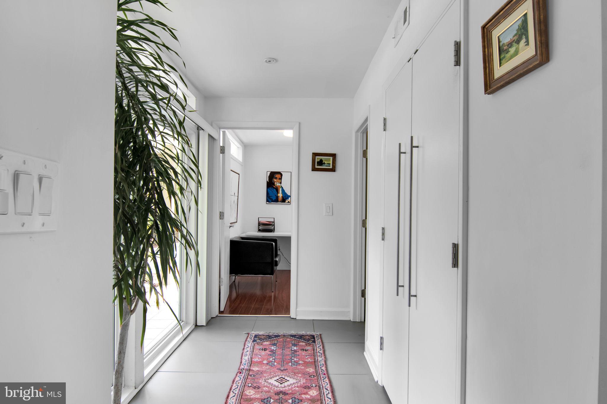 9020 Hamilton Drive Fairfax, VA 22031 - Photo 11 of 73