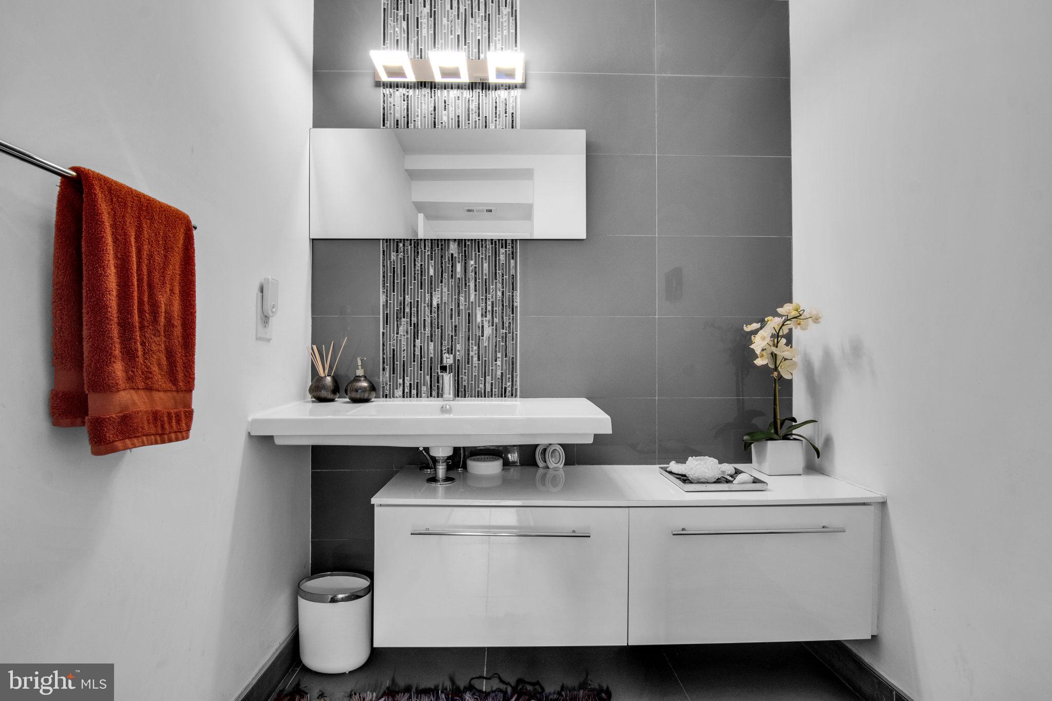 9020 Hamilton Drive Fairfax, VA 22031 - Photo 15 of 73