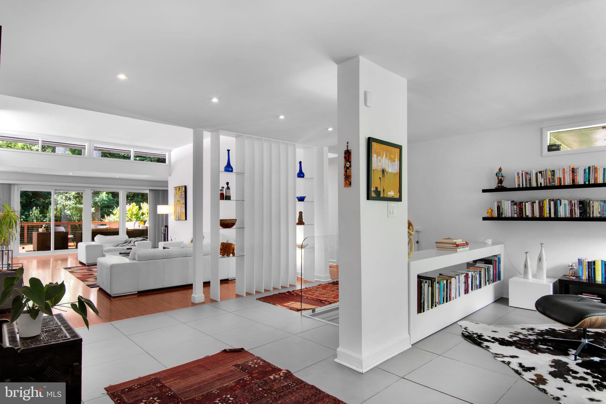 9020 Hamilton Drive Fairfax, VA 22031 - Photo 5 of 73