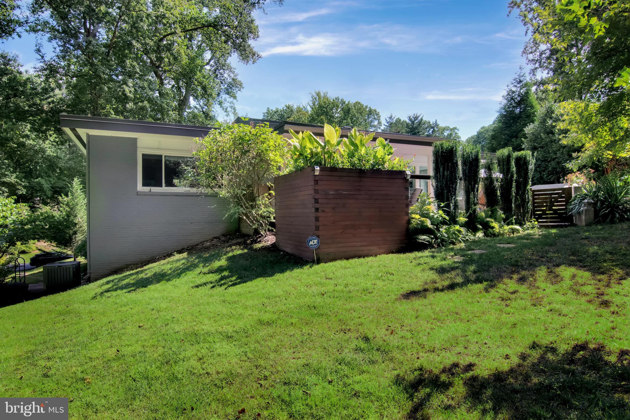 9020 Hamilton Drive Fairfax, VA 22031 - Photo 58 of 73