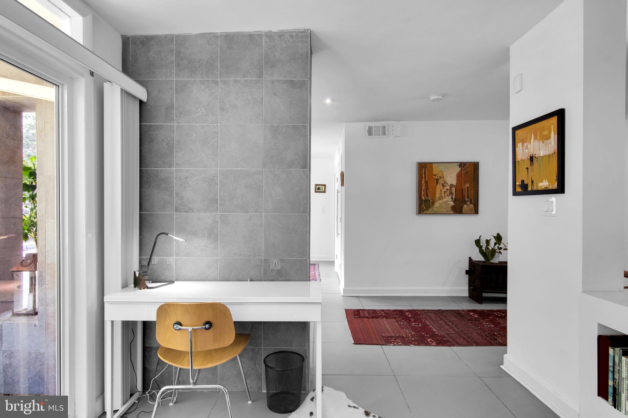 9020 Hamilton Drive Fairfax, VA 22031 - Photo 9 of 73