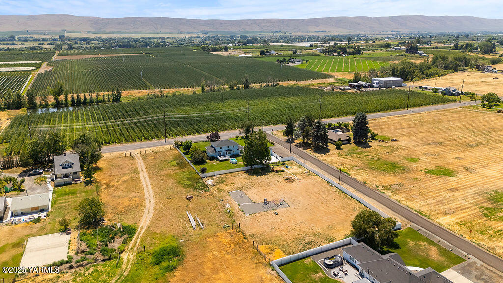 11809 Occidental Road Yakima, WA 98908 - Photo 58 of 60 a view of a lake with a ocean view