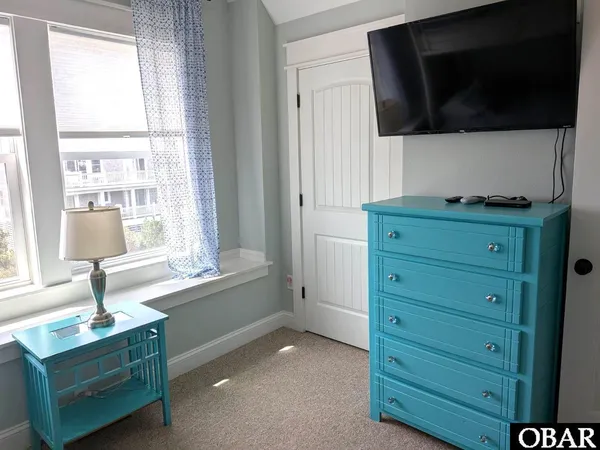 $725,000 | 104 Lake Drive, Unit 67 & 77, Ocracoke, NC 27960