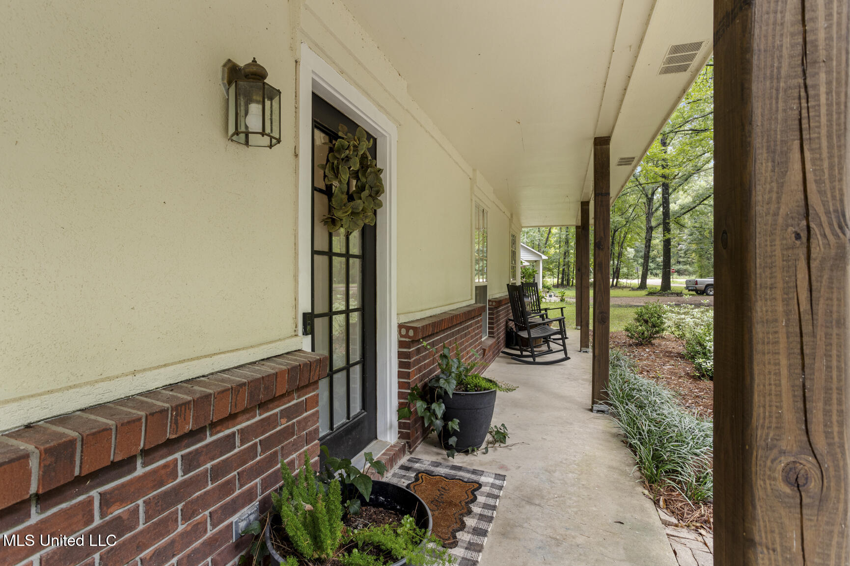 102 Stafford Drive Clinton, MS 39056 - Photo 5 of 26 102 Stafford-5