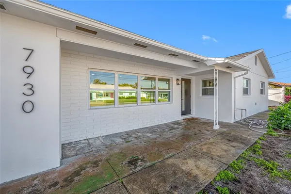 $4,500 | 7930 Causeway Boulevard South, St. Petersburg, FL 33707