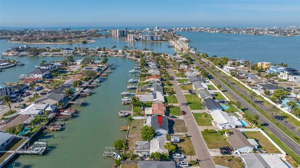 $4,500 | 7930 Causeway Boulevard South, St. Petersburg, FL 33707