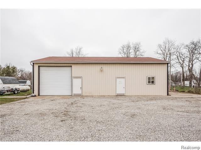 19730 Clark Road Belleville, MI 48111 - Photo 32 of 36