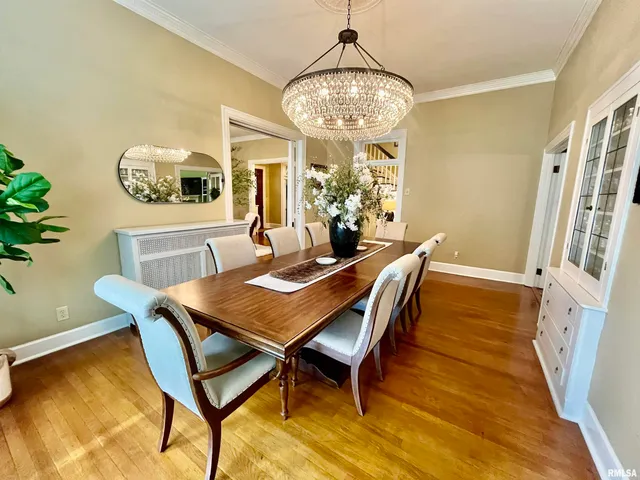 $289,900 | 212 East 3rd Street, Metropolis, IL 62960