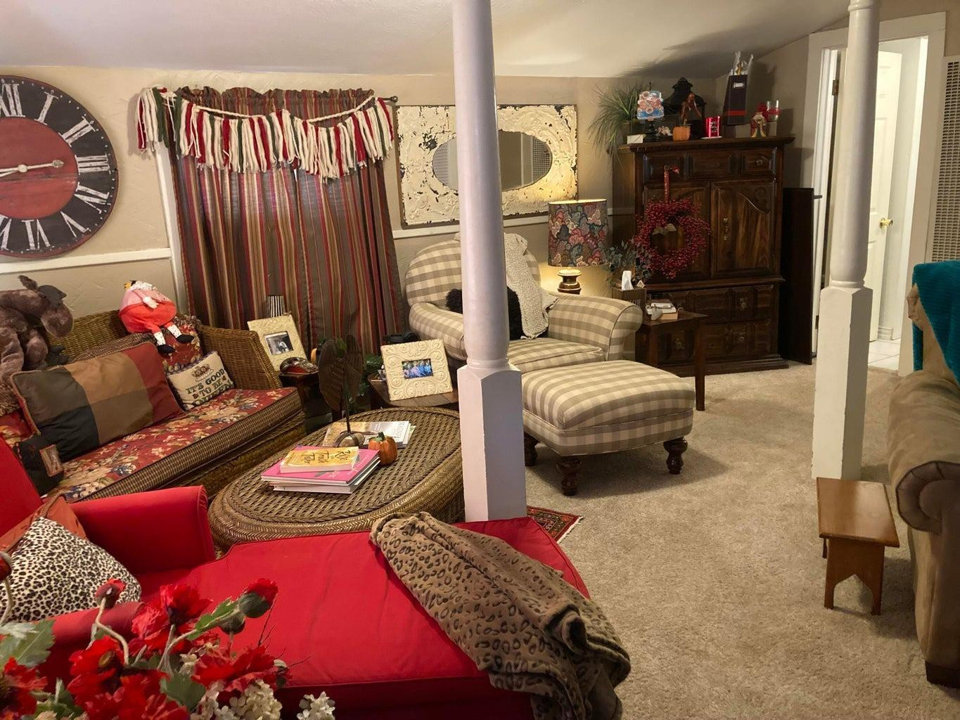 715 Denver Plainview, TX 79072 - Photo 26 of 45 a bedroom with furniture and a bed