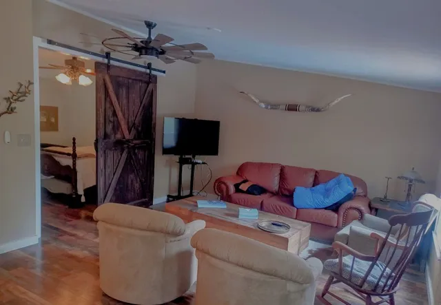 $335,000 | 172 Pine Canyon Drive, Smithville, TX 78957