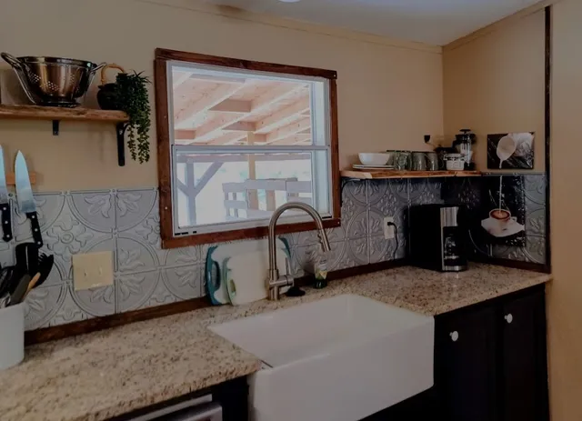 $335,000 | 172 Pine Canyon Drive, Smithville, TX 78957