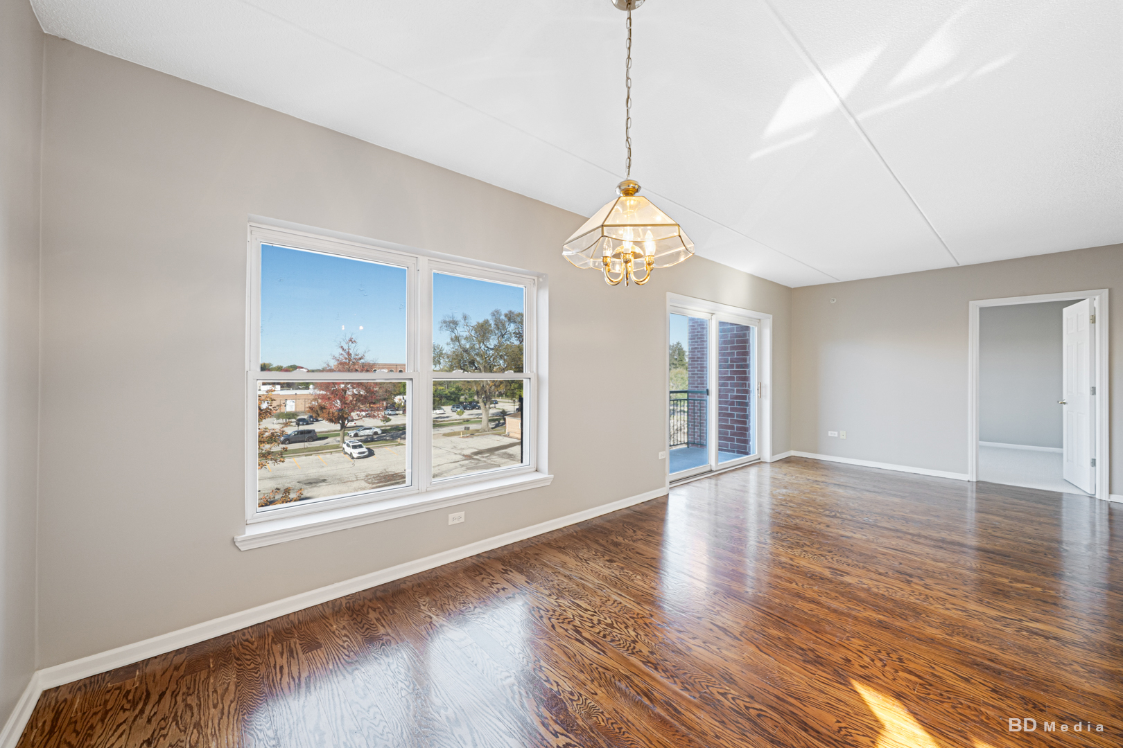 104 North Plum Grove Road, Unit 400 Palatine, IL 60067 - Photo 10 of 32