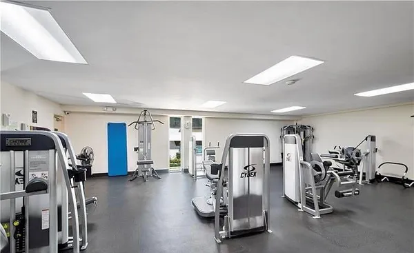 $3,500 | 101 Briny Avenue, Unit 401, Pompano Beach, FL 33062