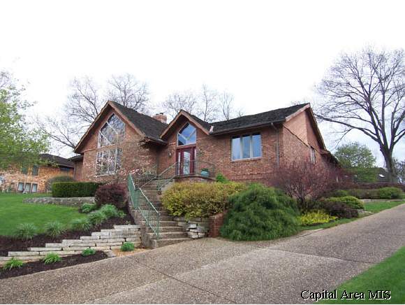 14 Williamsburg Road Sherman, IL 62684 - Photo 1 of 9 Gallery Image 1