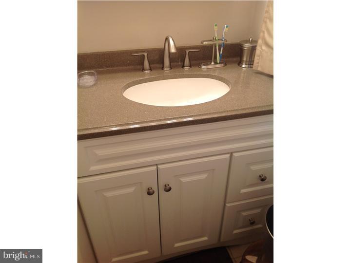 509 Sutherland Road Ewing, NJ 08618 - Photo 12 of 20