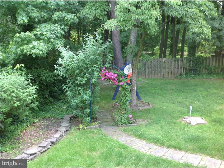 509 Sutherland Road Ewing, NJ 08618 - Photo 16 of 20
