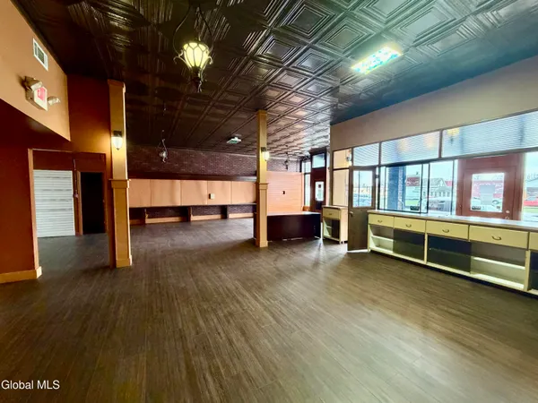 $2,200 | 60-62 Lawrence Street, Glens Falls, NY 12801