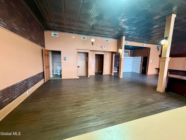 $2,200 | 60-62 Lawrence Street, Glens Falls, NY 12801