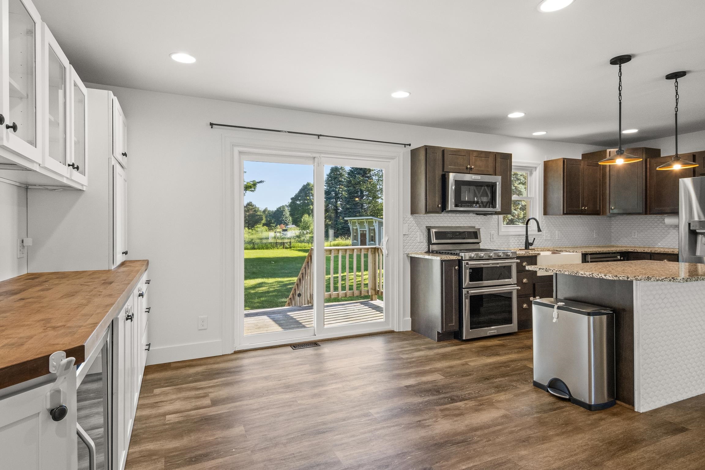 3733 East Long Lake Road Traverse City, MI 49685 - Photo 13 of 47 1947831-9bdfd7fe-3df2-4411-8969-7bd2ee9ba1a4.JPG