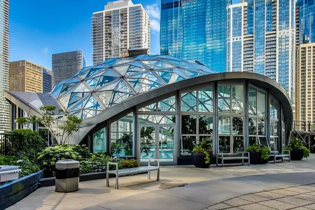 $2,200 | 400 East Randolph Street, Unit 1611, Chicago, IL 60601