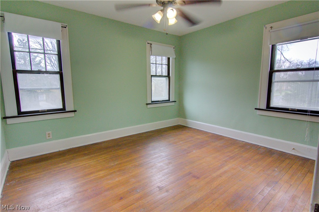 4001 Elmwood Road Cleveland, OH 44121 - Photo 14 of 20
