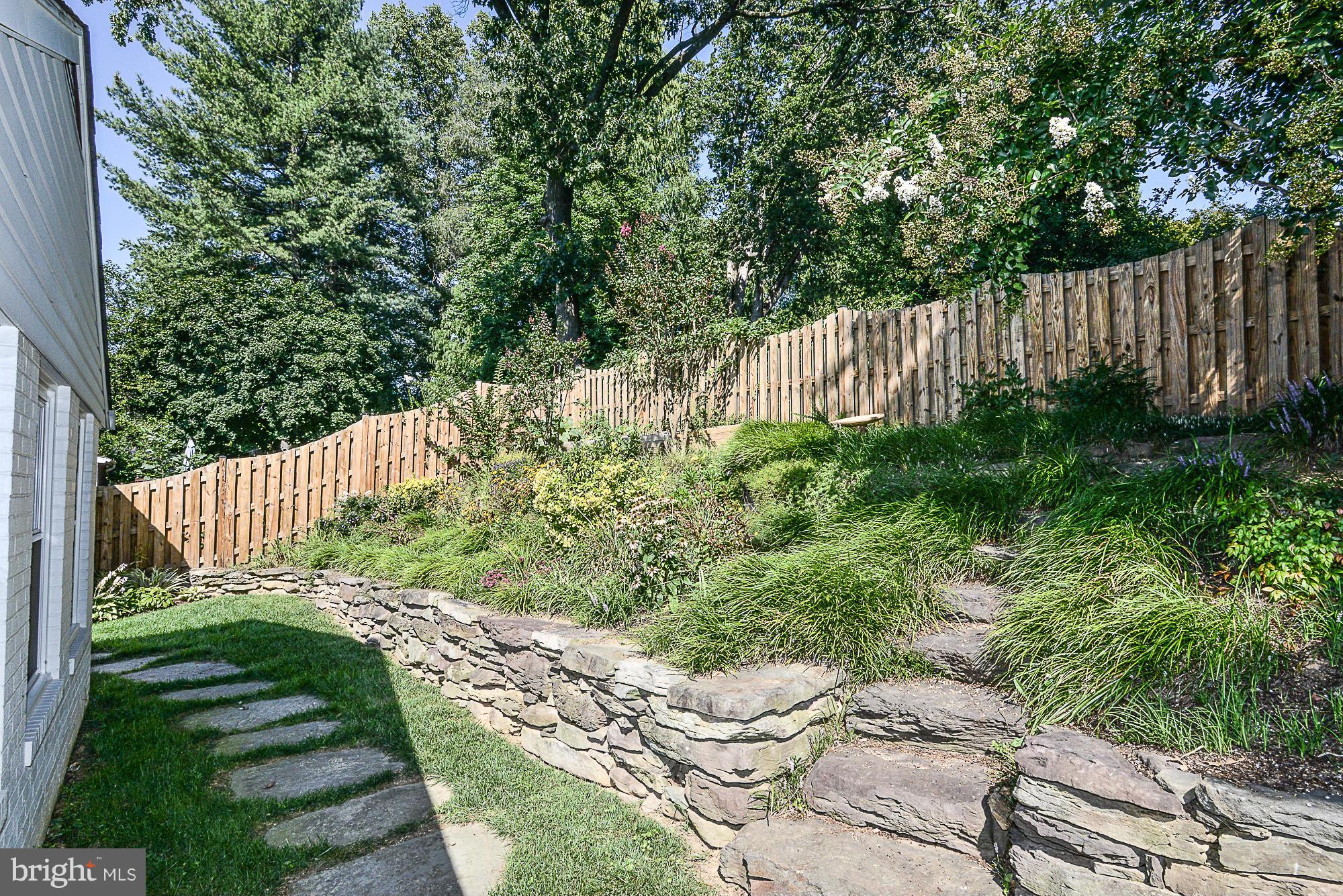 7314 Elgar Street Springfield, VA 22151 - Photo 26 of 30 Professionally designed and landscaped