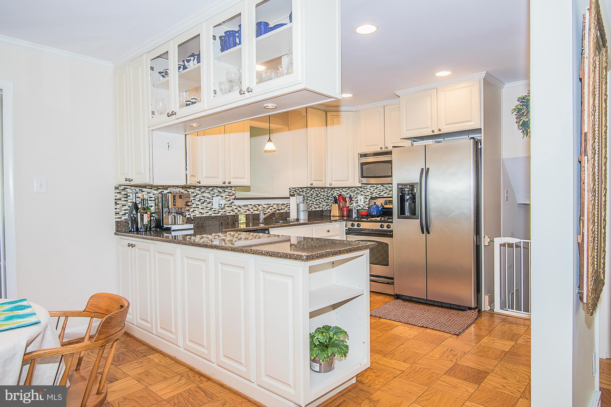 7314 Elgar Street Springfield, VA 22151 - Photo 8 of 30 Totally Remodeled Kitchen