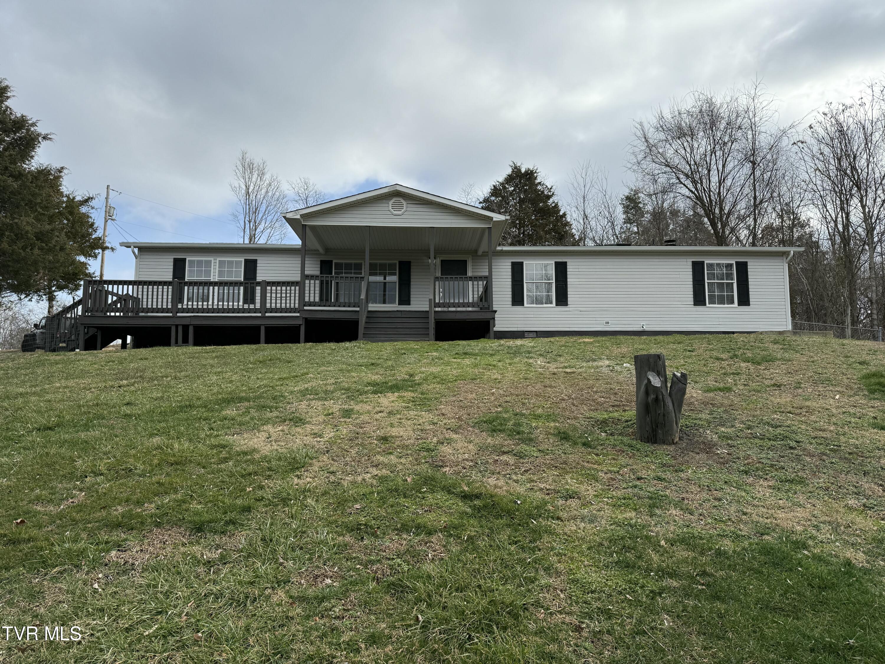 100 Lovelace Mountain View Loop Fall Branch, TN 37656 - Photo 1 of 44 tempImagee2JJdQ