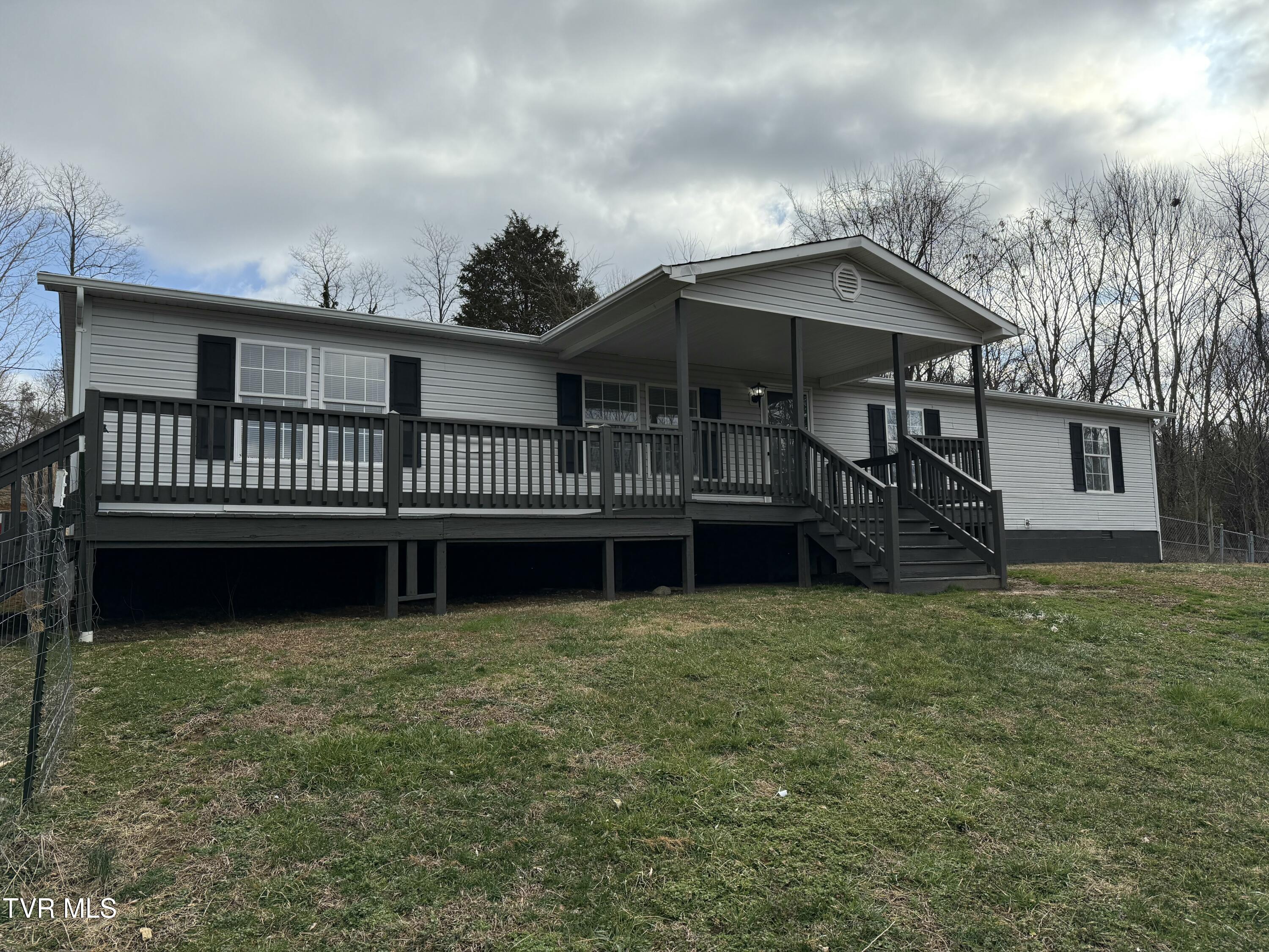 100 Lovelace Mountain View Loop Fall Branch, TN 37656 - Photo 2 of 44 tempImagekdp9kZ
