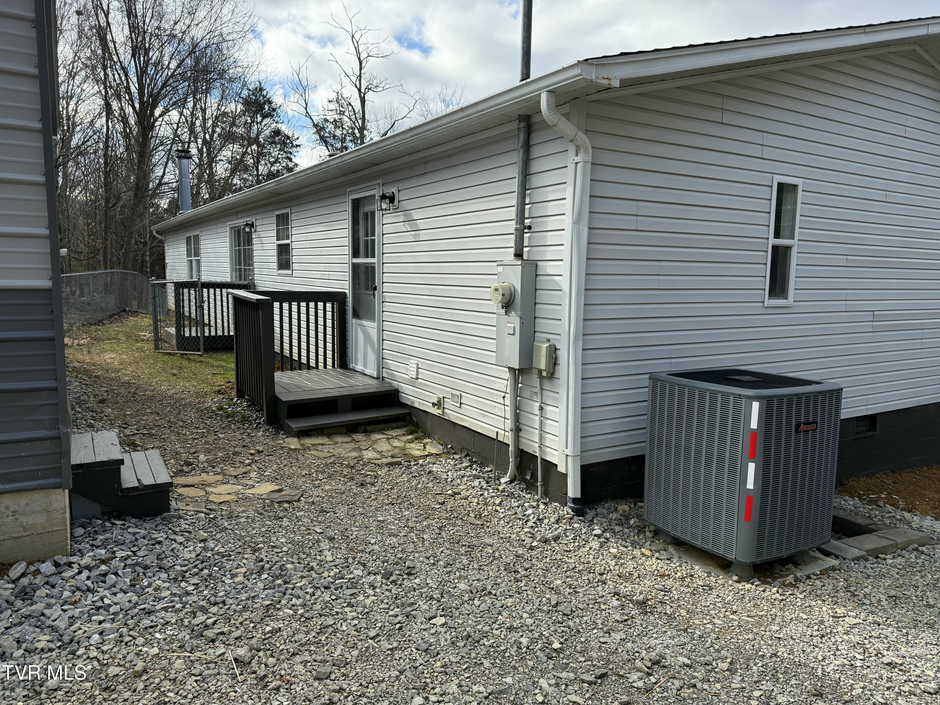 100 Lovelace Mountain View Loop Fall Branch, TN 37656 - Photo 38 of 44 tempImagedbReXl