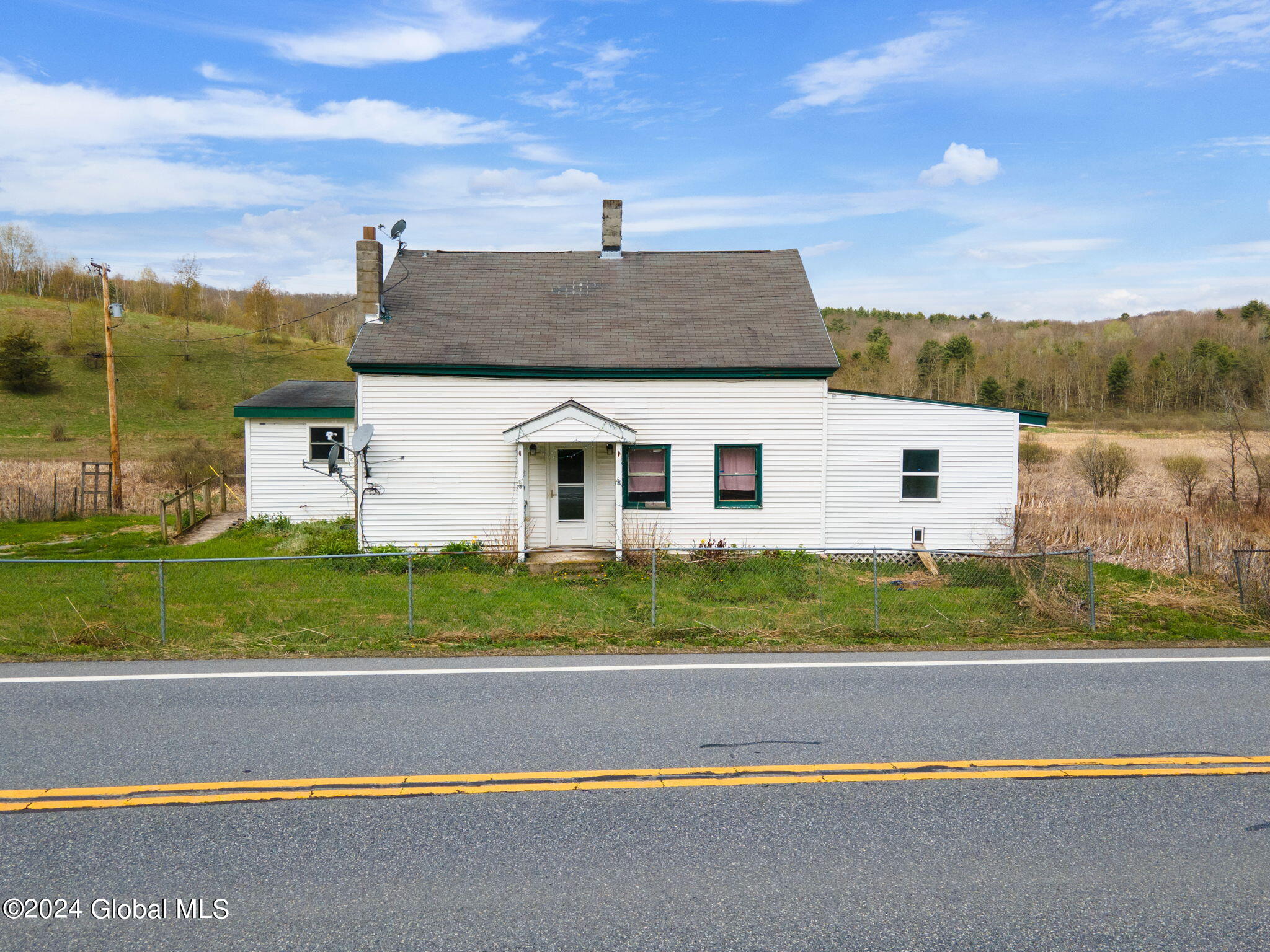 1-web-or-mls-5463Route22_01
