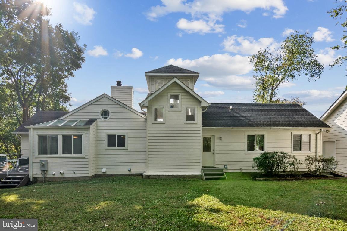 2102 South Road Baltimore, MD 21209 - Photo 37 of 37 a front view of a house with a garden