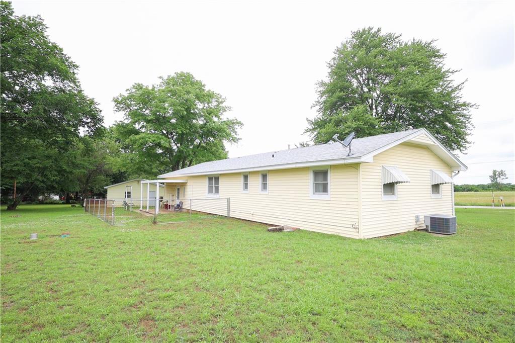 3590 Cr 3875 Road Independence, KS 67301 - Photo 12 of 38