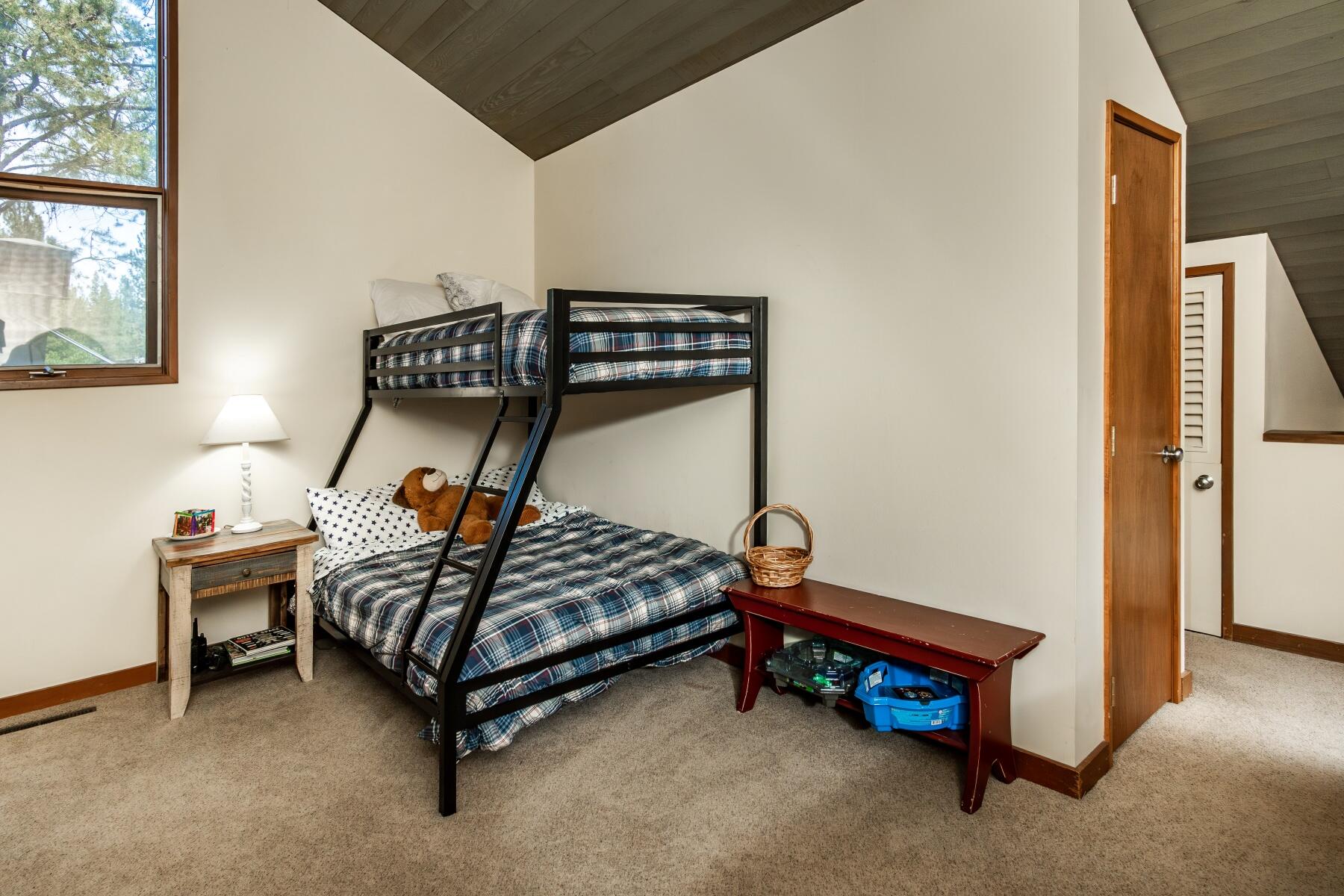 57313 Overlook Road, Unit 24 Sunriver, OR 97707 - Photo 20 of 38 batch_57313 Overlook Dr, Sunriver-23