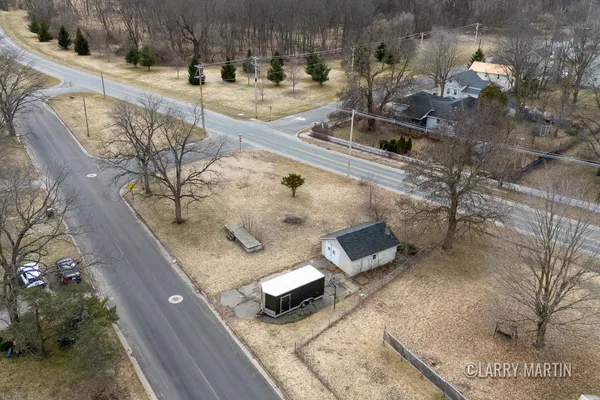 $75,000 | 222 South Division Street, Lowell, MI 49331