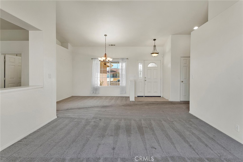 18766 KITOM Road Apple Valley, CA 92308 - Photo 12 of 59