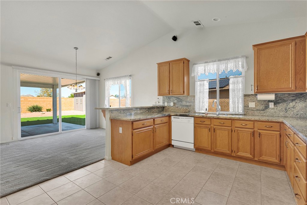 18766 KITOM Road Apple Valley, CA 92308 - Photo 22 of 59