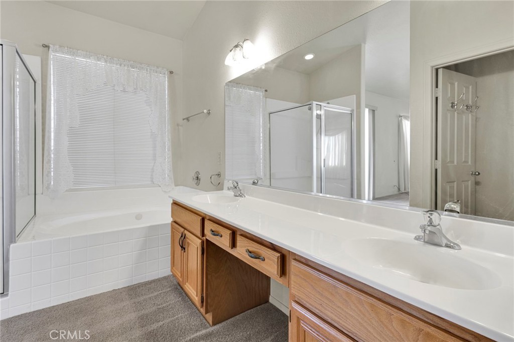 18766 KITOM Road Apple Valley, CA 92308 - Photo 39 of 59