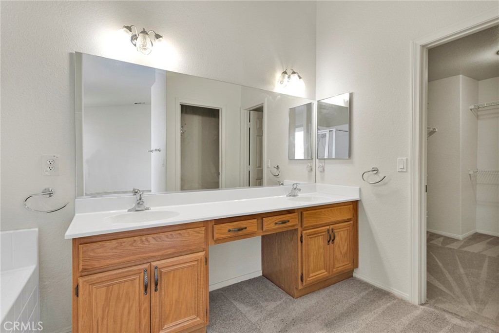 18766 KITOM Road Apple Valley, CA 92308 - Photo 40 of 59