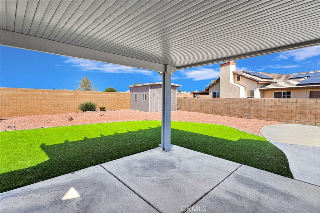 18766 KITOM Road Apple Valley, CA 92308 - Photo 47 of 59