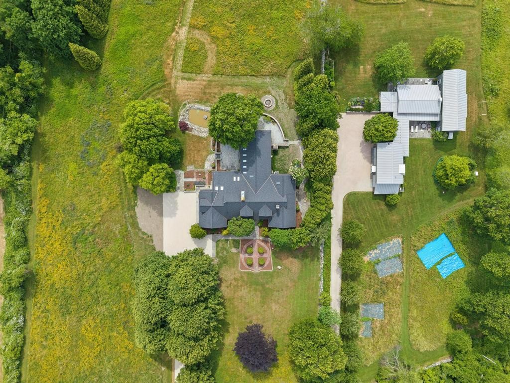 683 Puncatest Neck Road Tiverton, RI 02878 - Photo 3 of 50