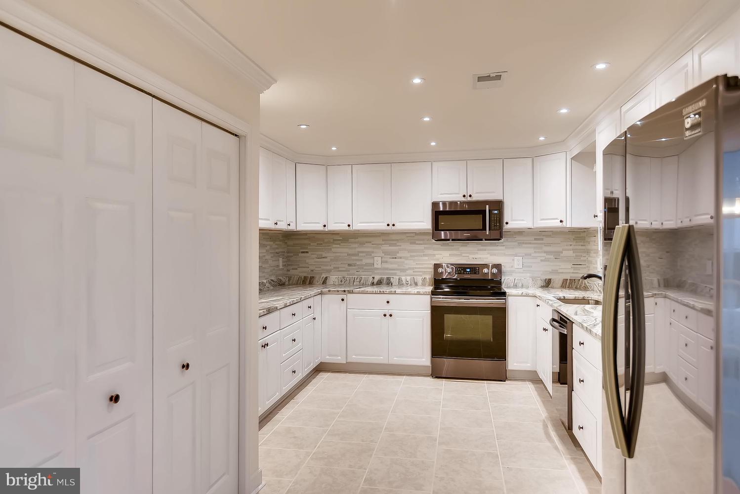1056 Kings Road Pasadena, MD 21122 - Photo 26 of 28 Gallery Image 26