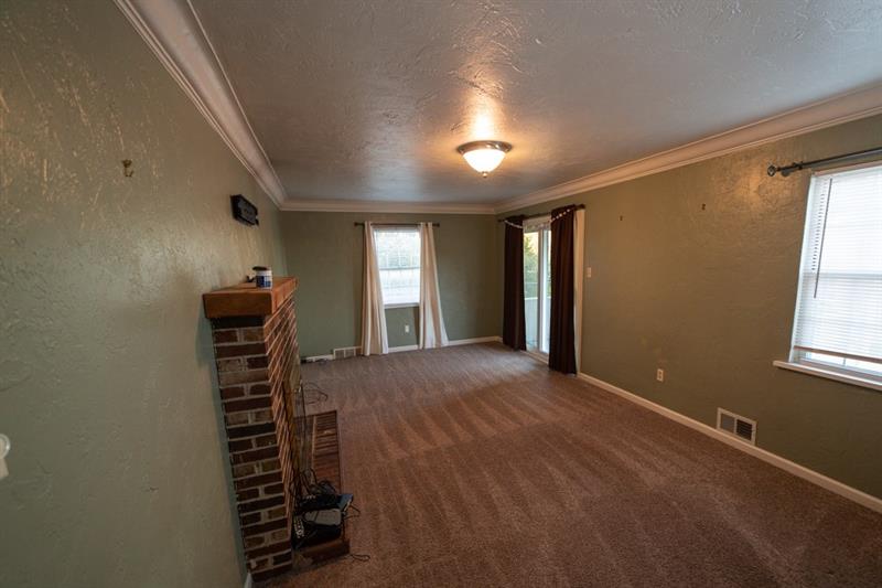 3425 Willett Road Pittsburgh, PA 15227 - Photo 2 of 14 Gallery Image 2