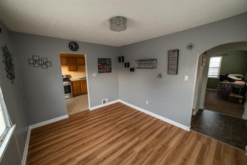 3425 Willett Road Pittsburgh, PA 15227 - Photo 4 of 14 Gallery Image 4