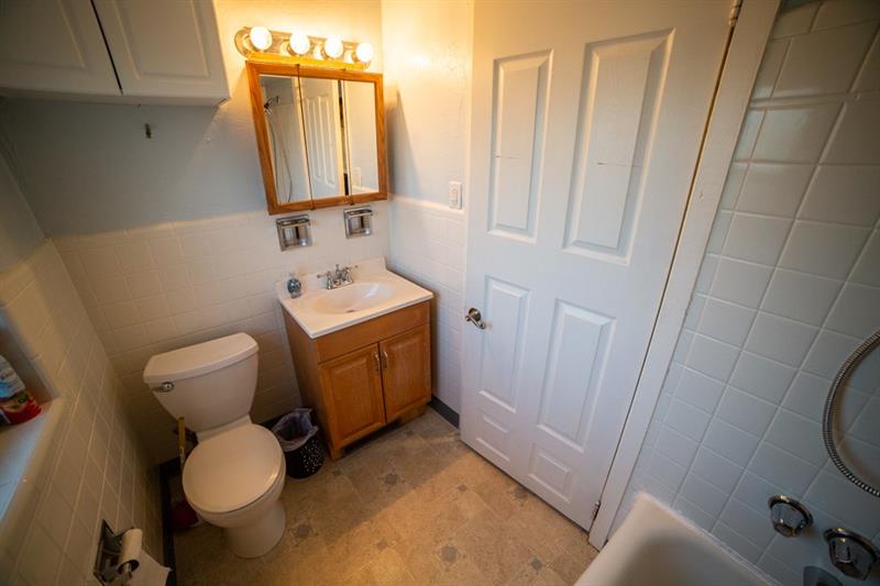 3425 Willett Road Pittsburgh, PA 15227 - Photo 10 of 14 Gallery Image 10