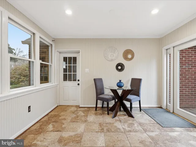 $925,000 | 6437 Spring Terrace, Falls Church, VA 22042