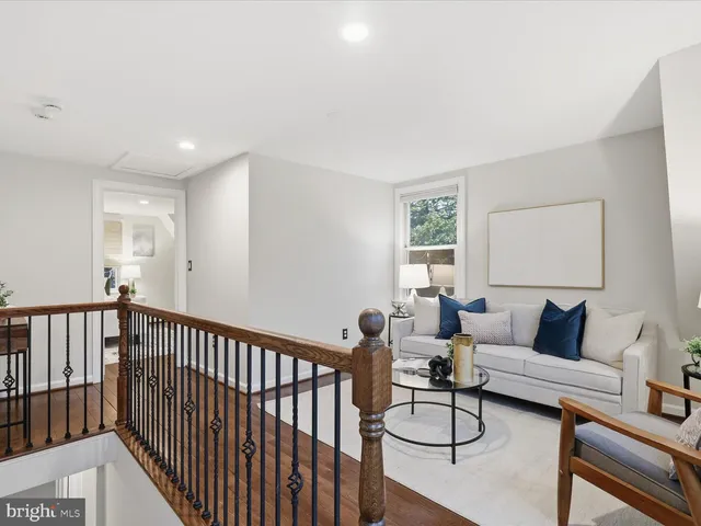 $925,000 | 6437 Spring Terrace, Falls Church, VA 22042
